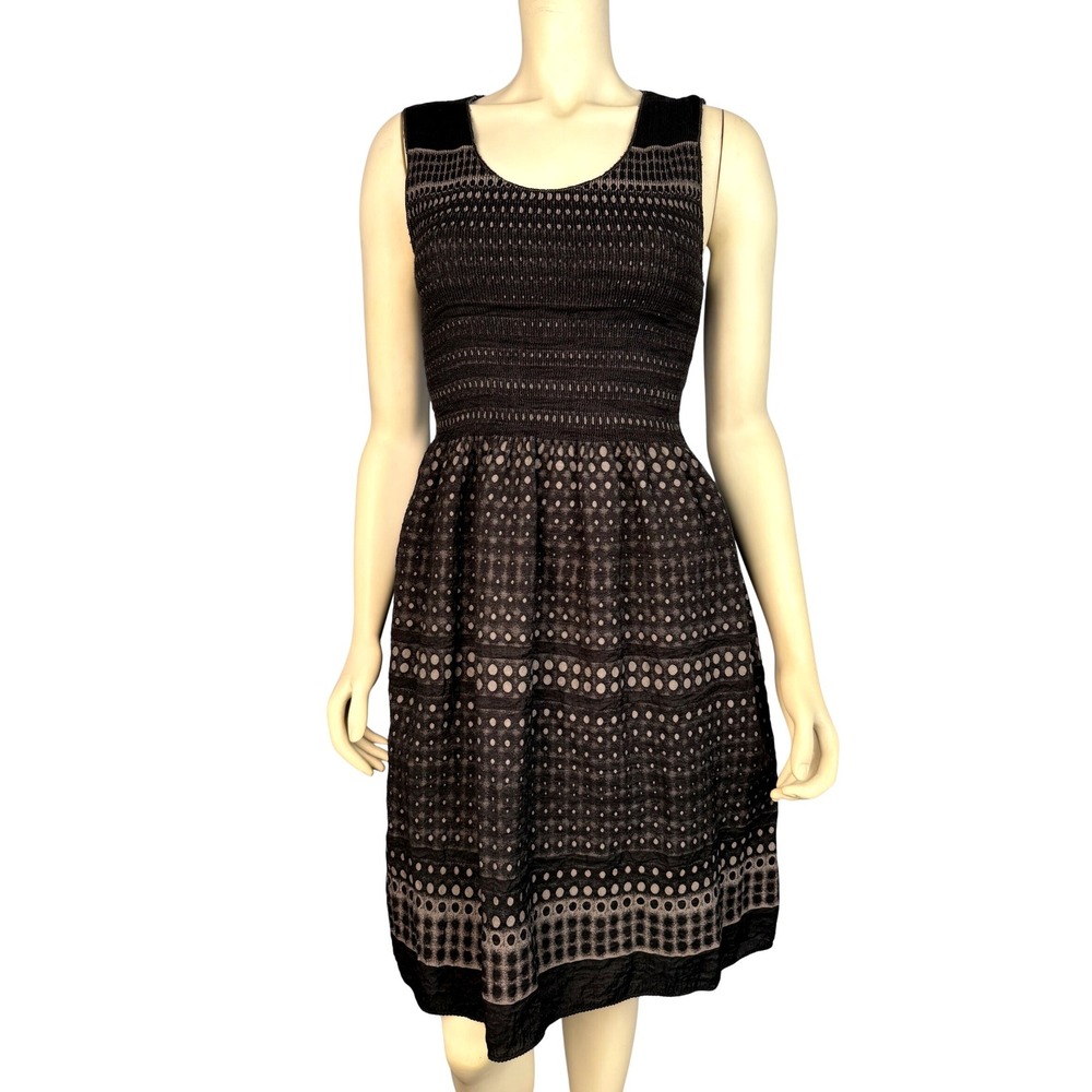 Max‎ Studio Specialty Products Dress L Black Textured Dot Fit Flare Stretch Knit